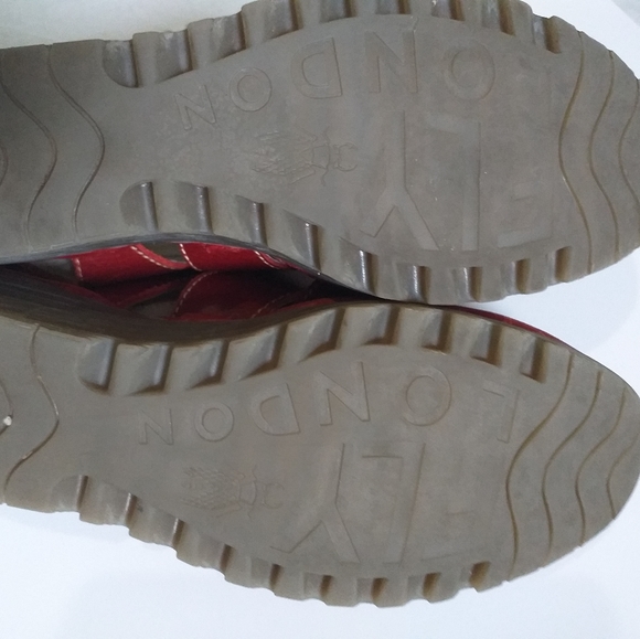 FLY LONDON Yown Sandal Red - Picture 14 of 15